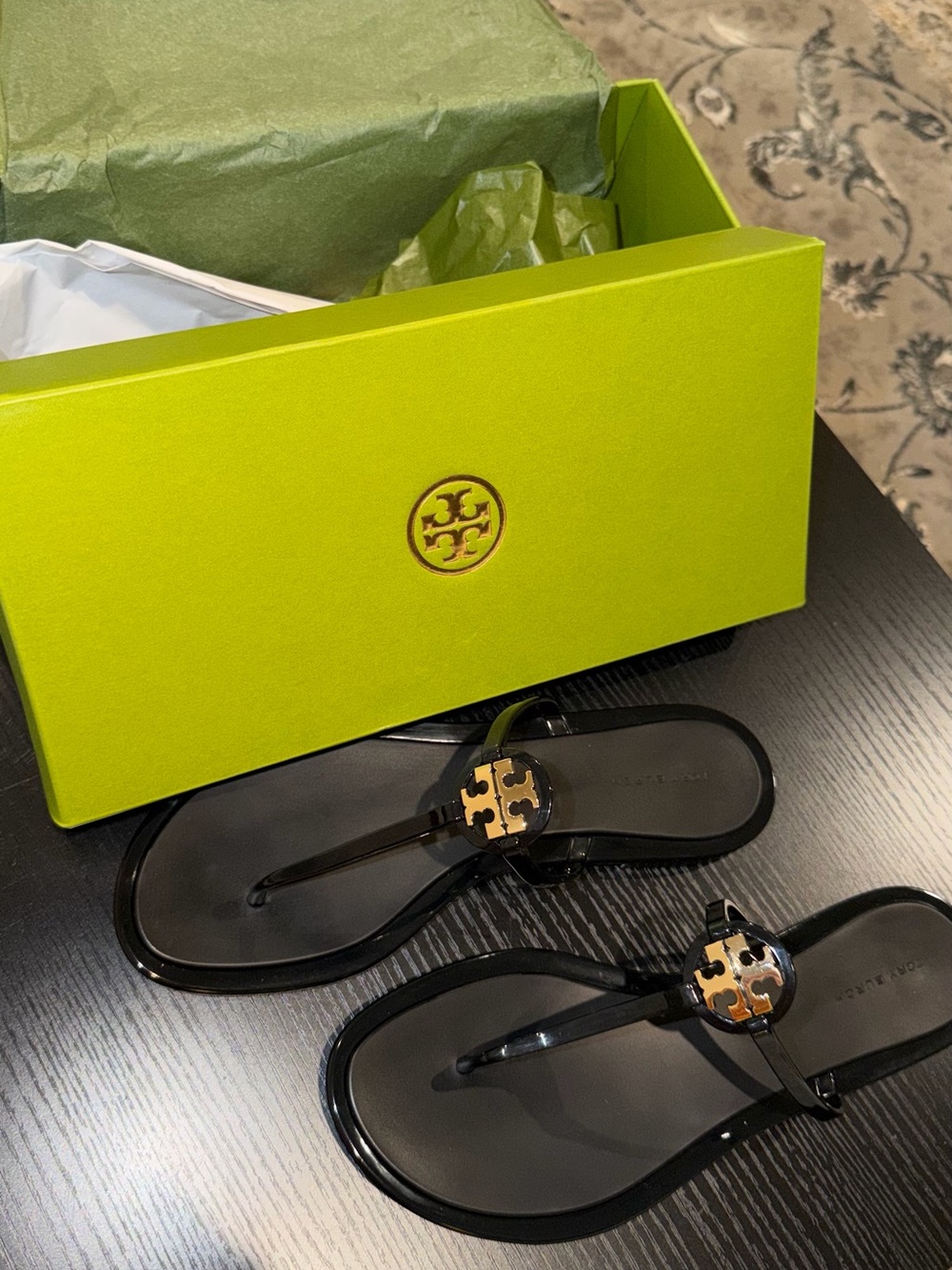 Tory Burch Mini Miller Jelly Thong Sandals Black Gold Size 8 NEW NEVER WORN